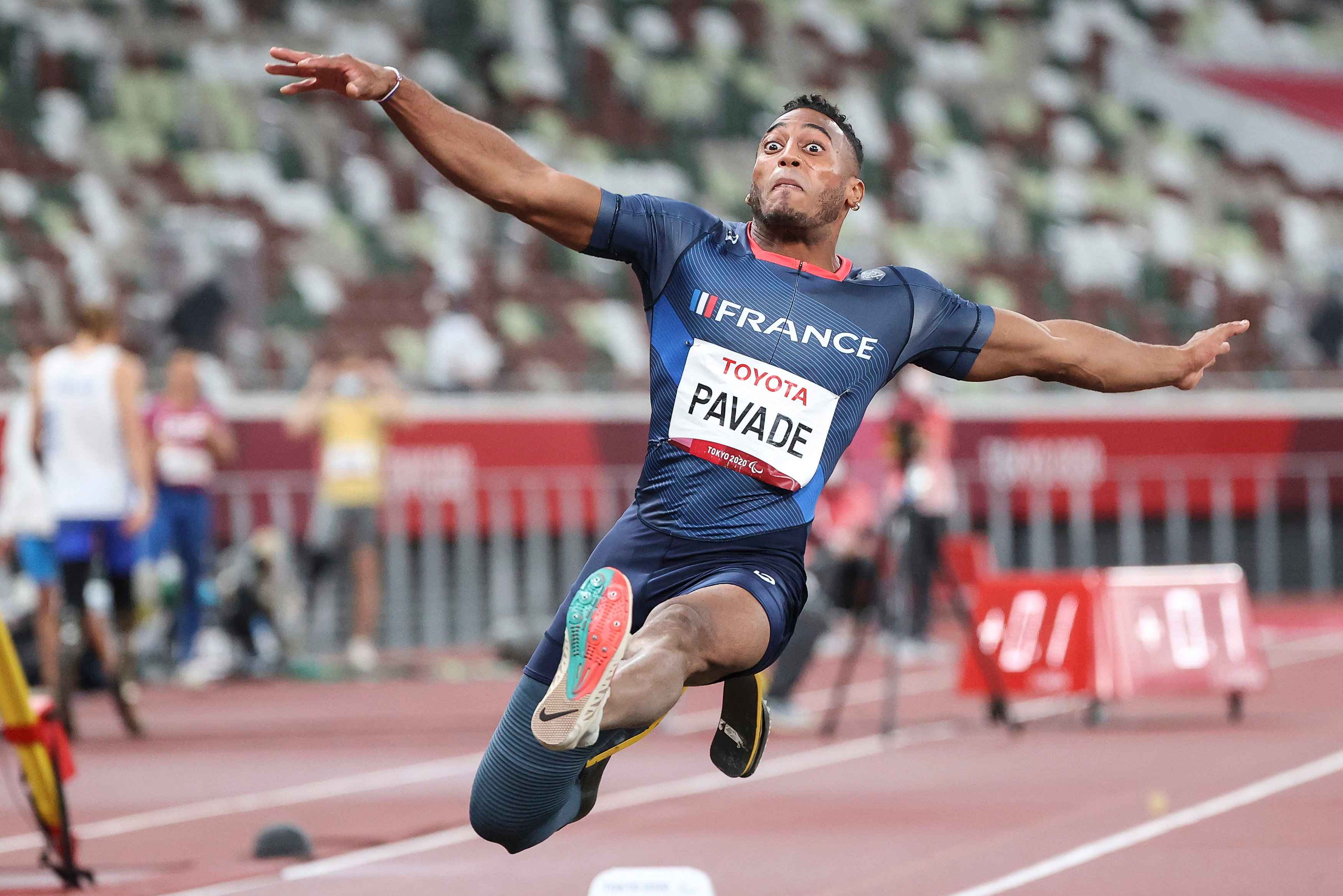 Pressesports 141932 0297 6 11zon