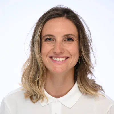 Portrait d'Emily HARROP, athlète en ski-alpinisme