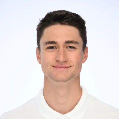 Portrait d'Eric PERROT, athlète en biathlon