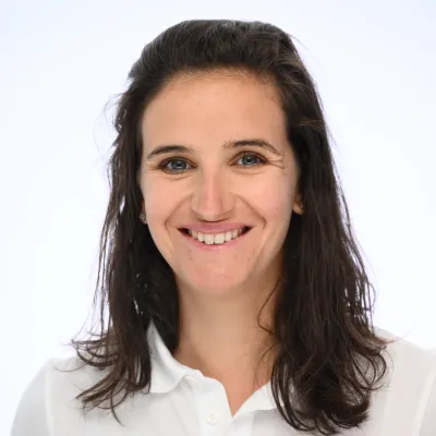 Portait de Julia SIMON, athlète en biathlon