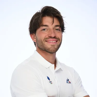 Portrait de Loan BOZZOLO, athlète en snowboard cross