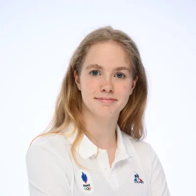 Portrait de Bérénice COMBY, athlète en short-track