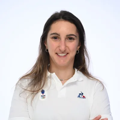 Portrait de Doriane ESCANE, athlète en ski alpin