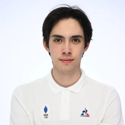 Portrait de Valentin FOUBERT, athlète en saut à ski