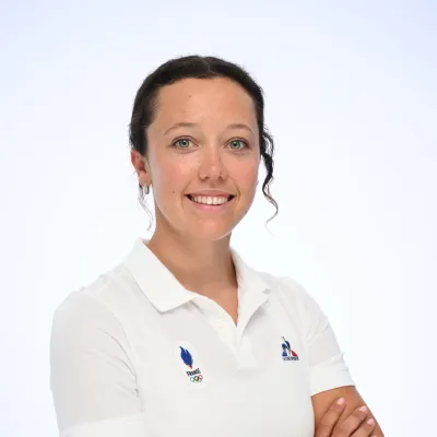 Portrait de Julie PIERREL, athlète en ski de fond