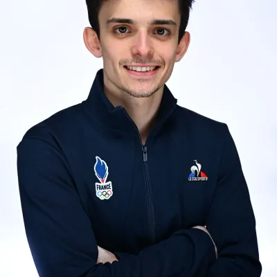 Sam Avezou