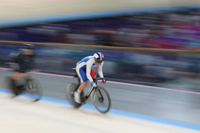 Mathile Gros en action au Vélodrome de St Quentin en Yvelines