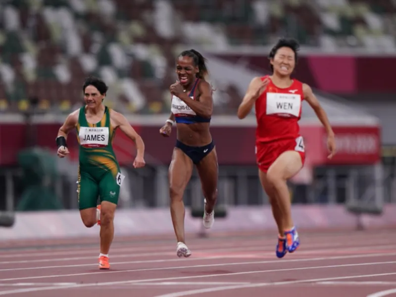 Mandy François-Elie médaillée de bronze sur le 200m T37