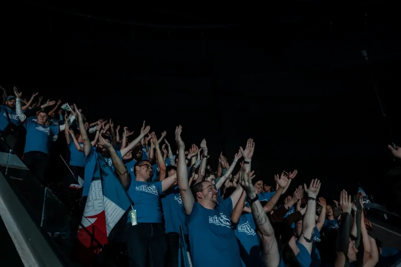 Retour sur la tribune Allez Les Bleus au badminton !