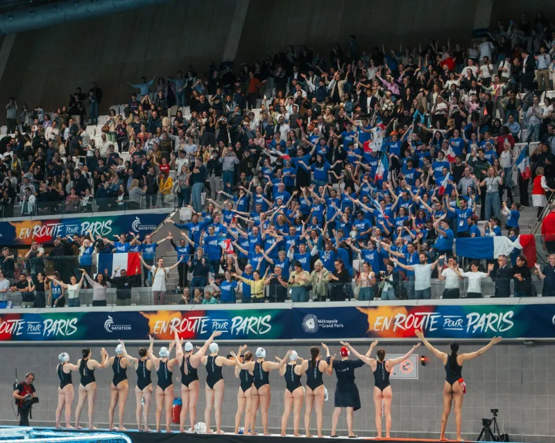 Retour sur la tribune Allez Les Bleus au water-polo !