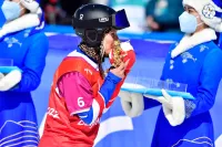 Para-snowboard : Cécile Hernandez se pare d’or !