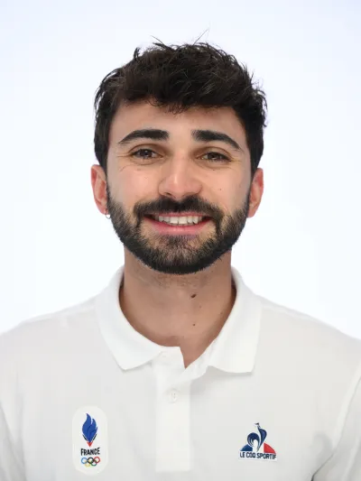 Portrait de Kevin AYMOZ, athlète en patinage artistique