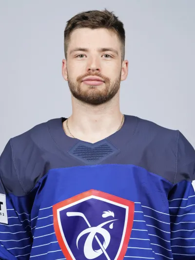 Portrait d'Enzo Cantagallo, athlète en hockey-sur-glace