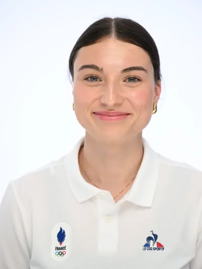 Portrait de Julia MESPLEDE, athlète en hockey-sur-glace