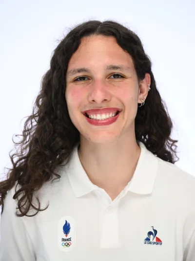 Portrait de Lucie QUARTO, athlète en hockey-sur-glace