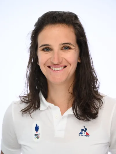 Portait de Julia SIMON, athlète en biathlon