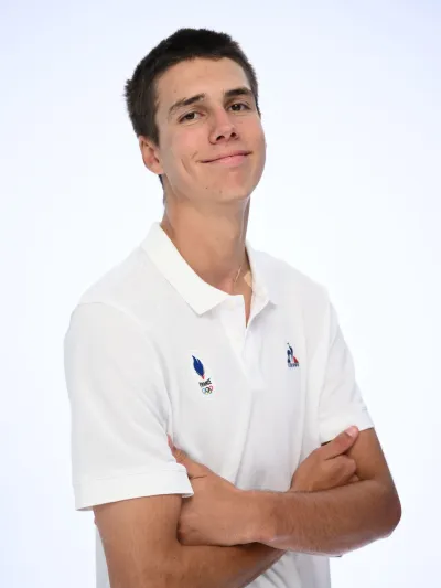 Portrait de Romain ALLEMAND, athlète en snowboard freestyle