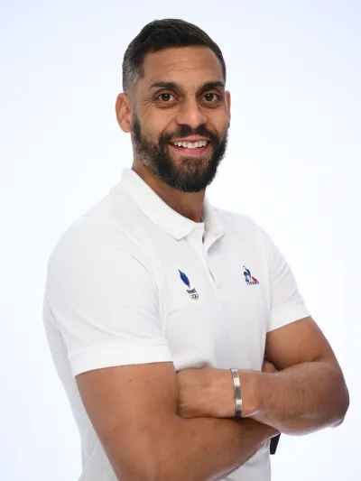 Portrait de Pierre-Edouard BELLEMARE, athlète en hockey sur glace