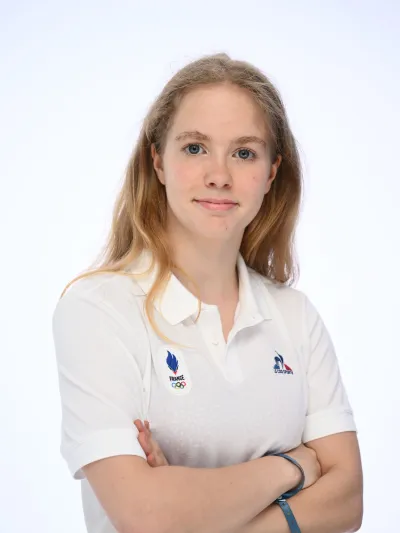 Portrait de Bérénice COMBY, athlète en short-track