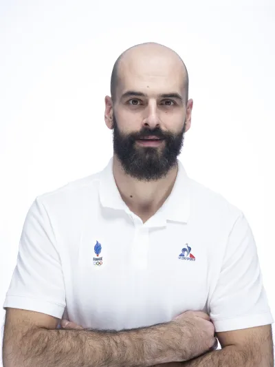 Portrait de Sacha TREILLE, athlète en hockey sur glace