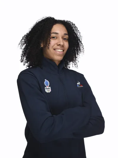Janelle Salaün